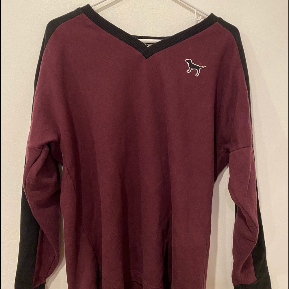 vs pink crewneck